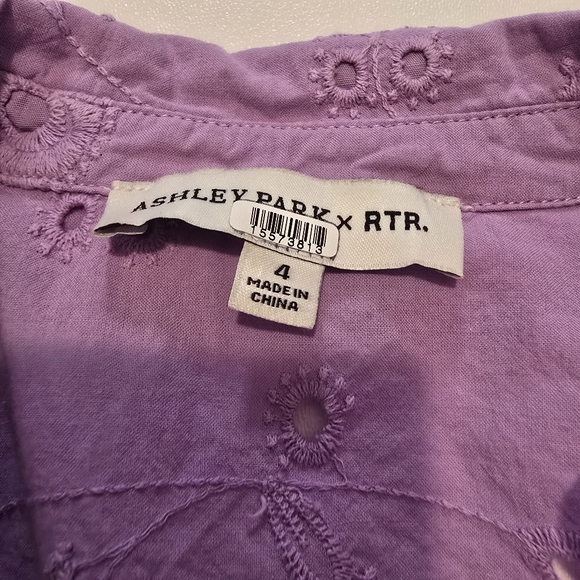 ASHLEY PARK Purple Eyelet Top Long sleeves Tie closure Size 4 - Picture 5 of 8
